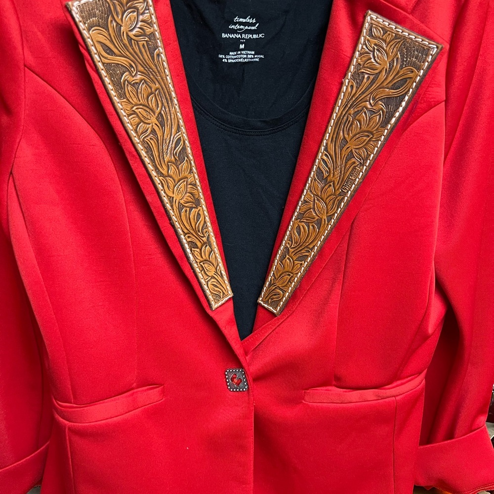 Ladies red blazer with leather tooled lapel. Size M